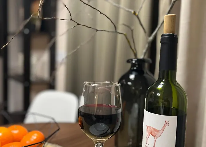 New Charm Near Border Apartment